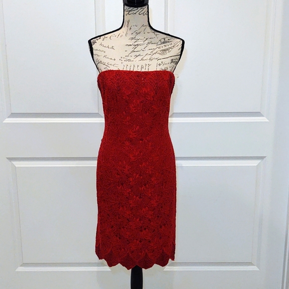 💃Carmen Marc Valvo Signature Size 10 Red Strapless Party Dress 🎉💃 - Picture 4 of 16